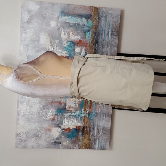 Rae Dunn apron - Picture 6 of 9